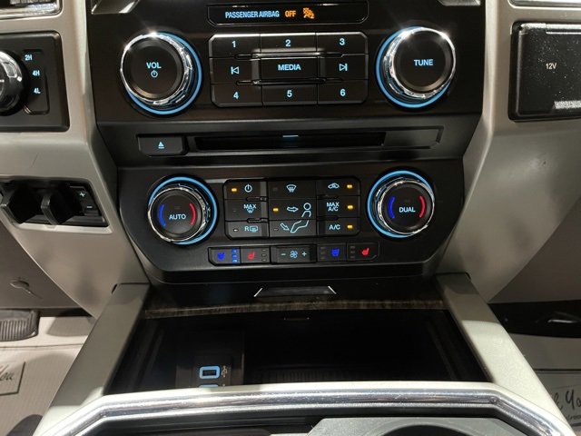 Used 2018 Ford F250 Lariat image 16