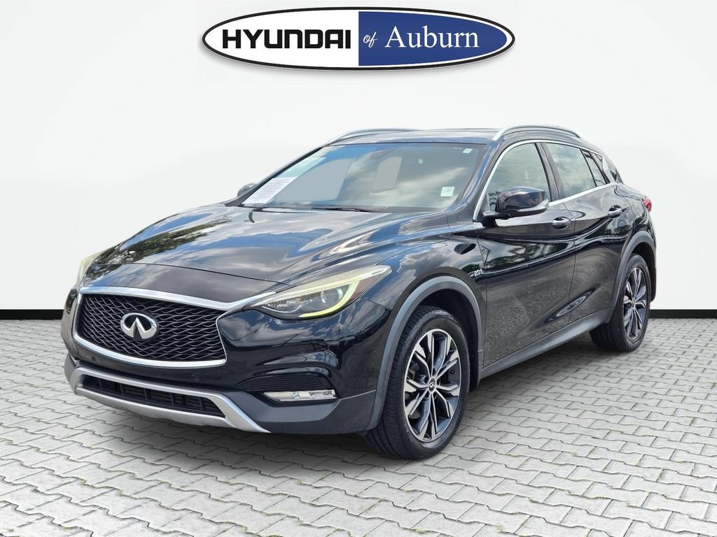 Used 2018 INFINITI QX30 Premium w/ Navigation Package AWD/4WD image 10