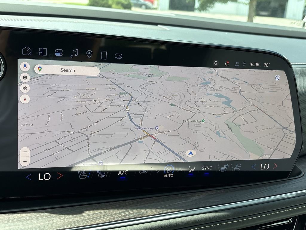 New 2025 Chevrolet Suburban Premier image 15