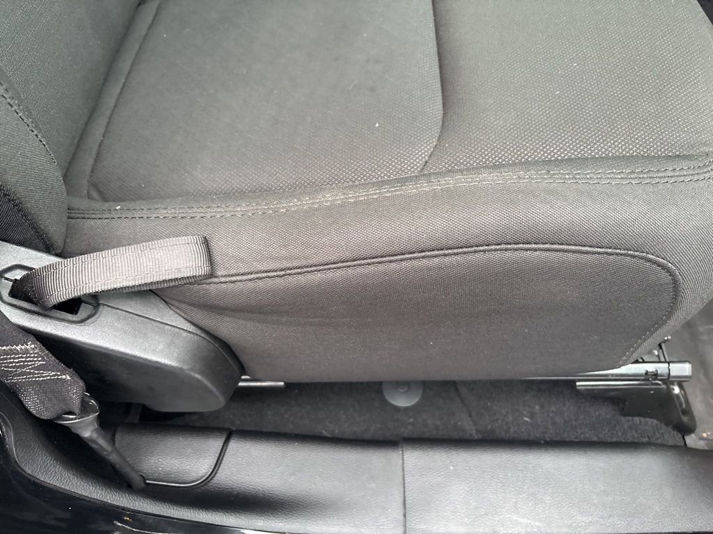 Used 2023 Jeep Wrangler Unlimited w/ Cold Weather Group image 25