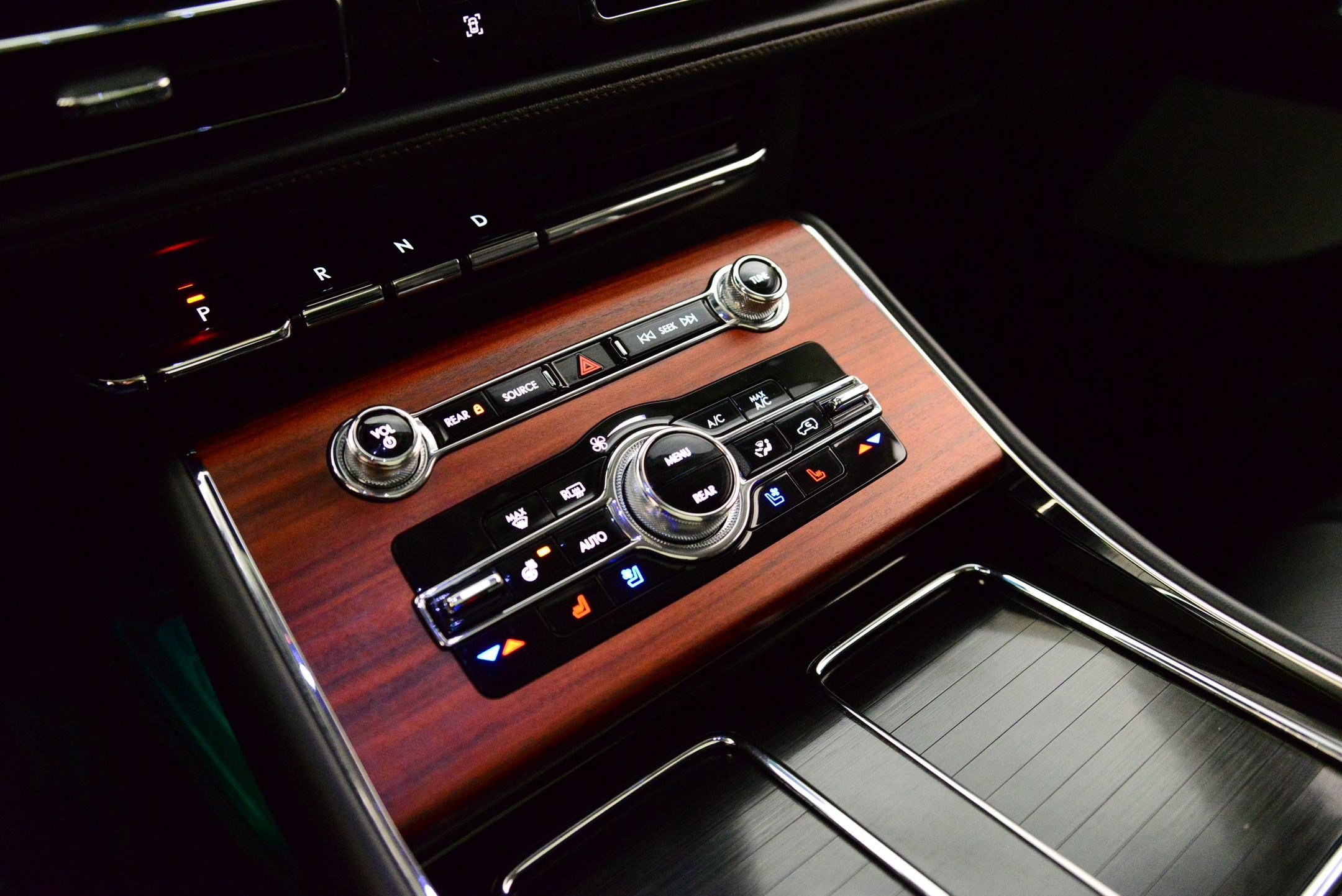 Used 2023 Lincoln Aviator Reserve w/ Equipment Group 201A image 32