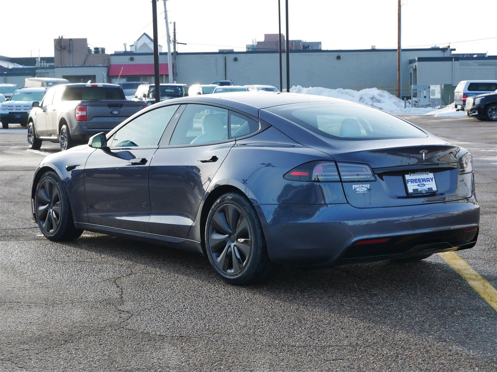 Used 2022 Tesla Model S image 3