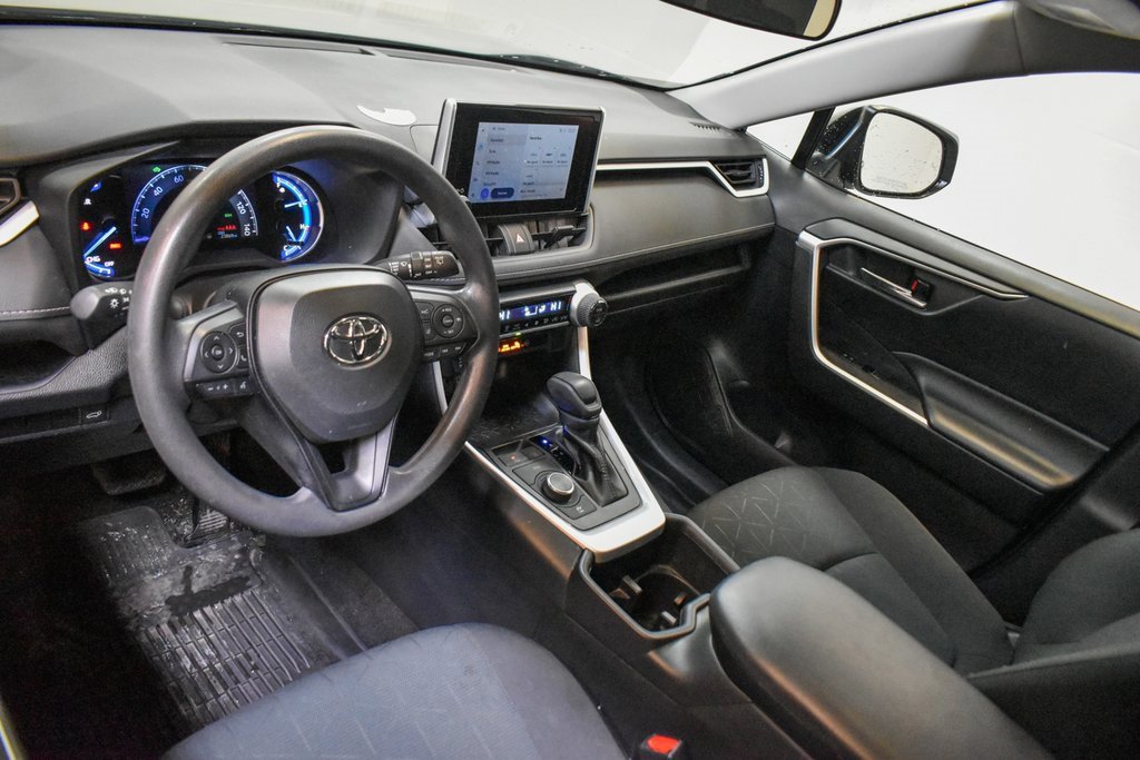 Used 2023 Toyota RAV4 XLE image 18