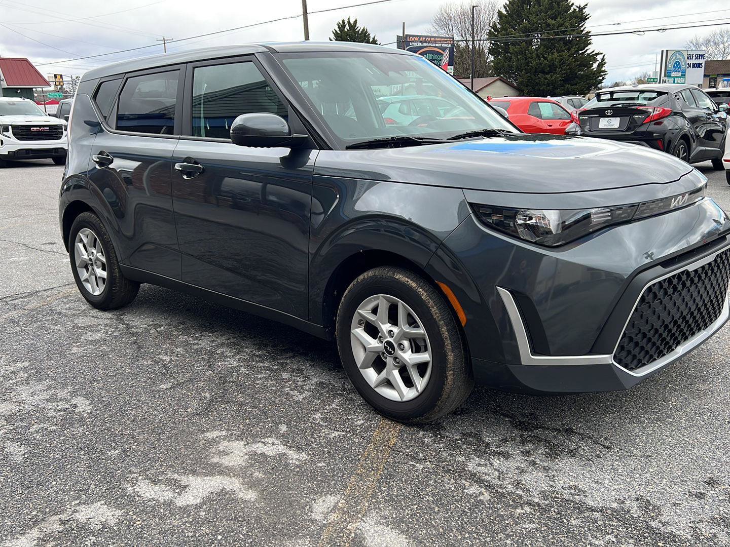 Used 2025 Kia Soul LX w/ LX Technology Package image 7