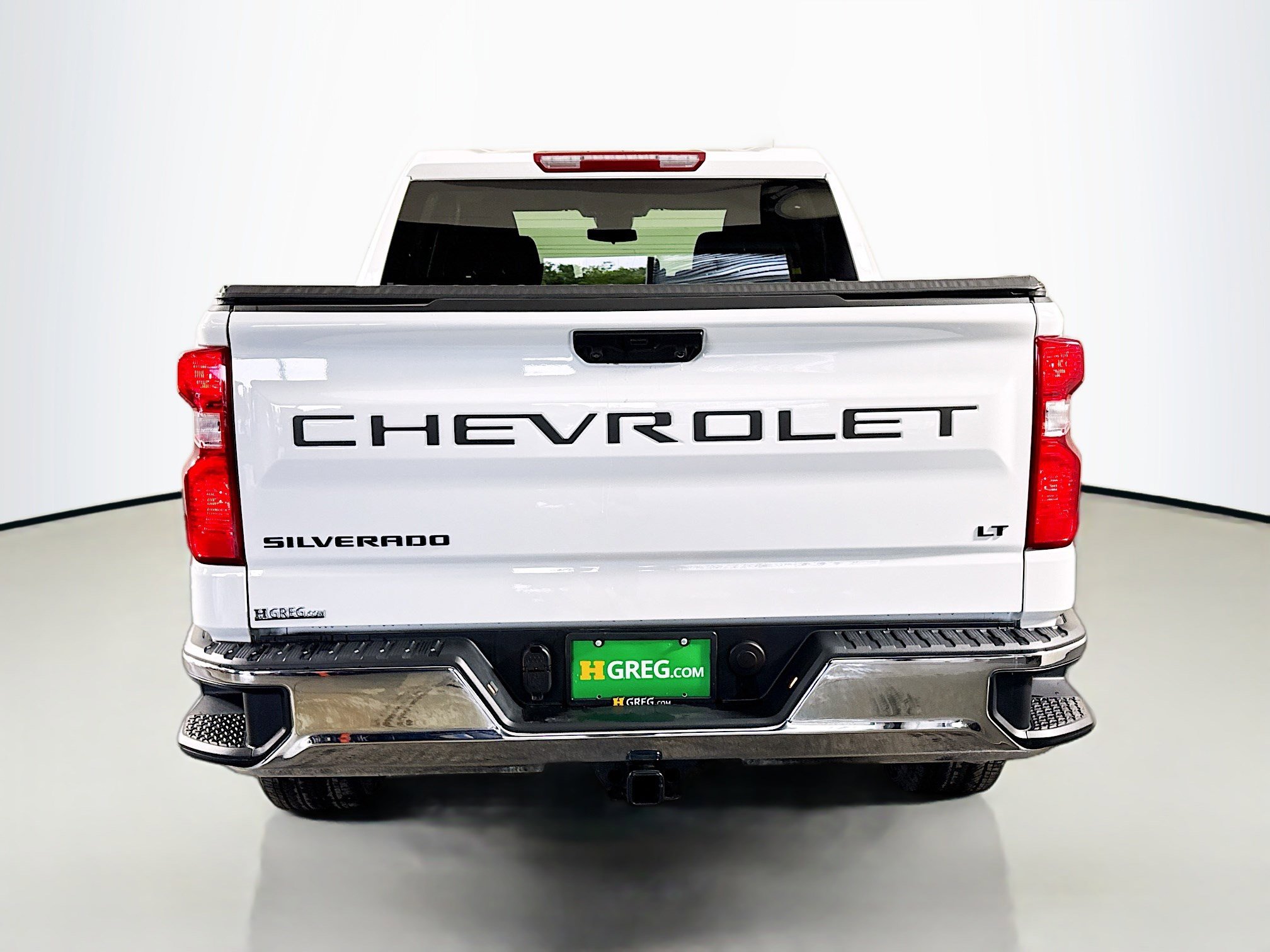 Used 2024 Chevrolet Silverado 1500 LT AWD/4WD image 8