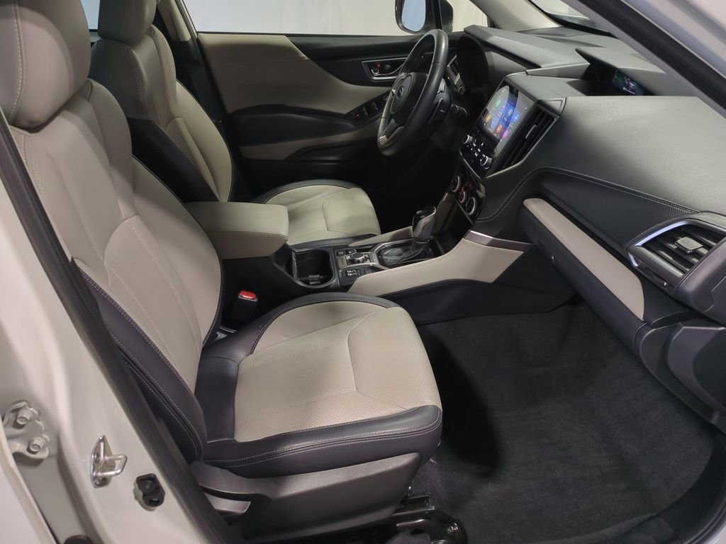 Used 2022 Subaru Forester Limited image 27