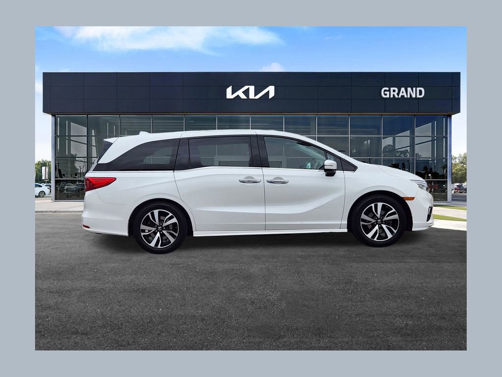Used 2020 Honda Odyssey Elite image 1