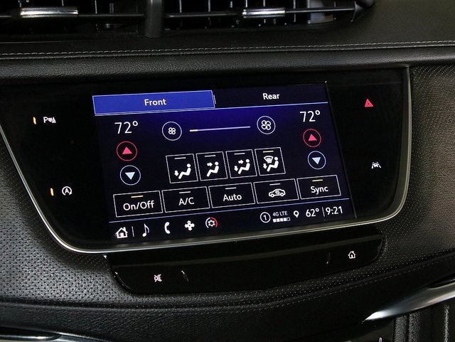 Used 2023 Cadillac XT6 Luxury image 21