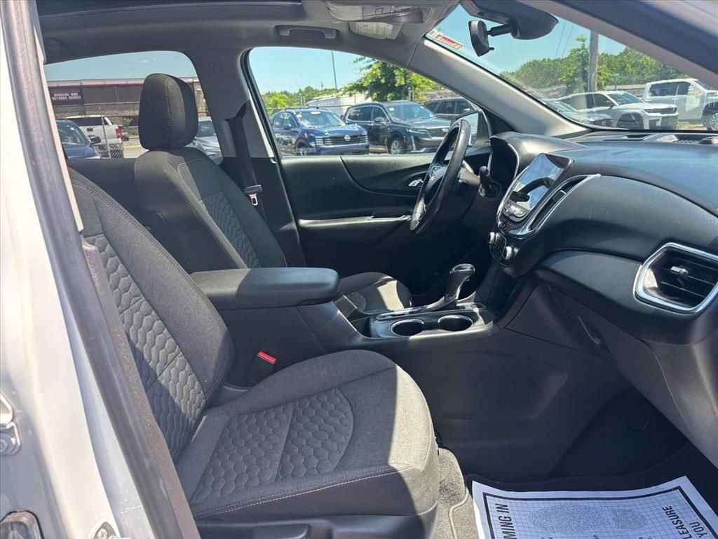 Used 2020 Chevrolet Equinox LT AWD/4WD image 15