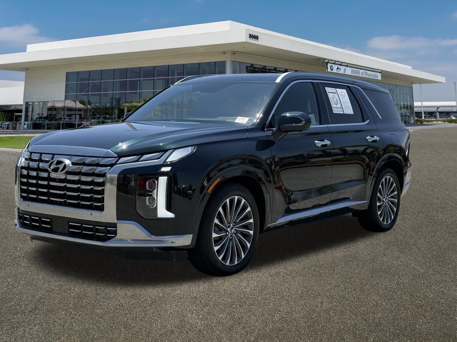 Used 2024 Hyundai Palisade Calligraphy FWD image 4