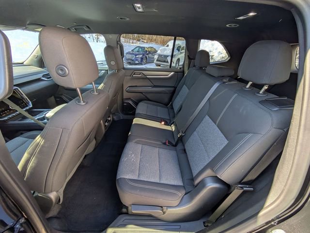 Used 2025 GMC Acadia Elevation image 30