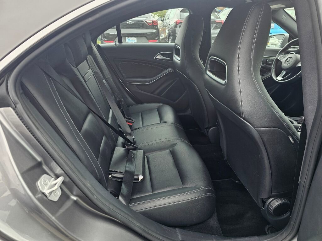 Used 2016 Mercedes-Benz CLA 250 4MATIC image 15