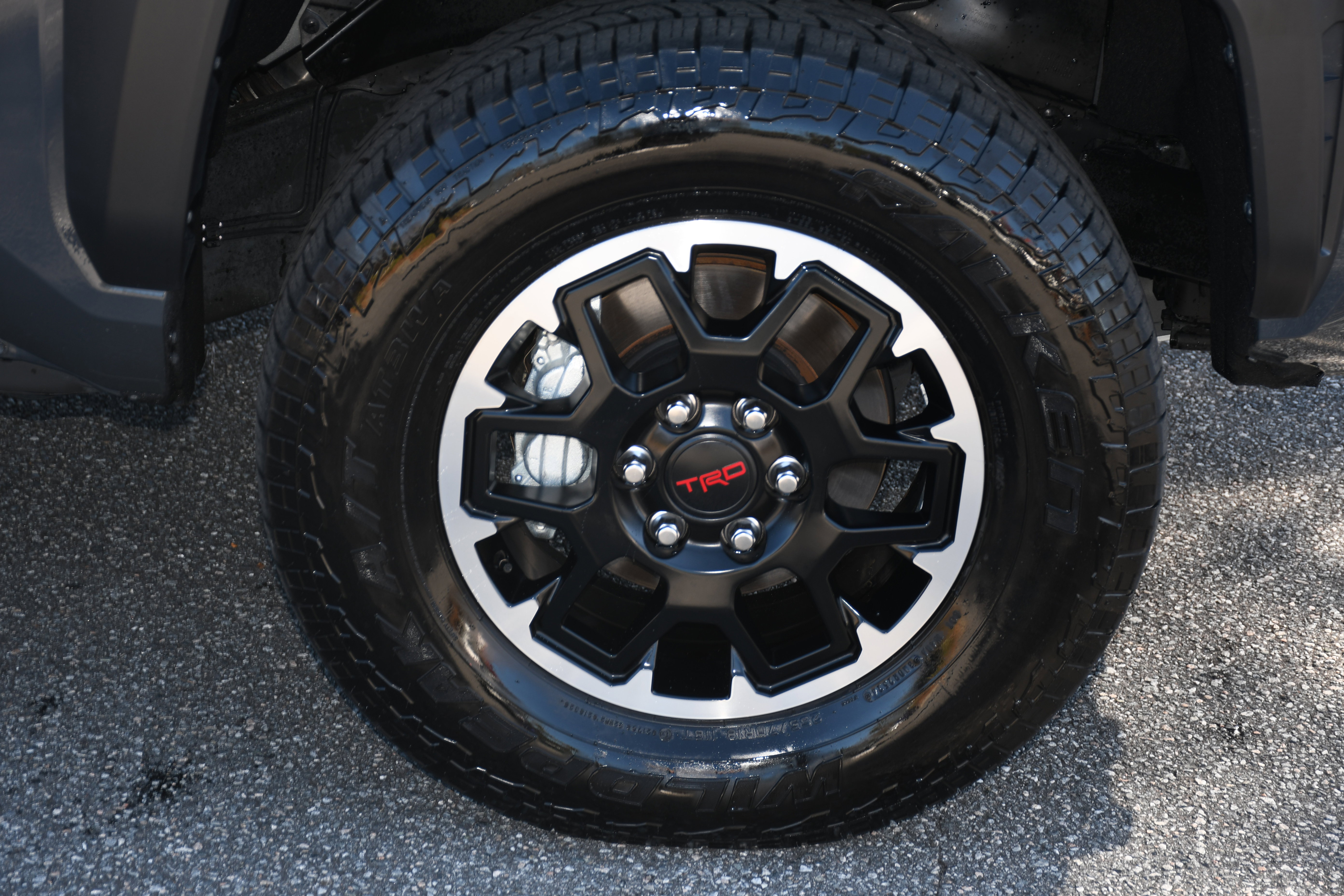 Used 2024 Toyota Tacoma TRD Off-Road AWD/4WD image 20