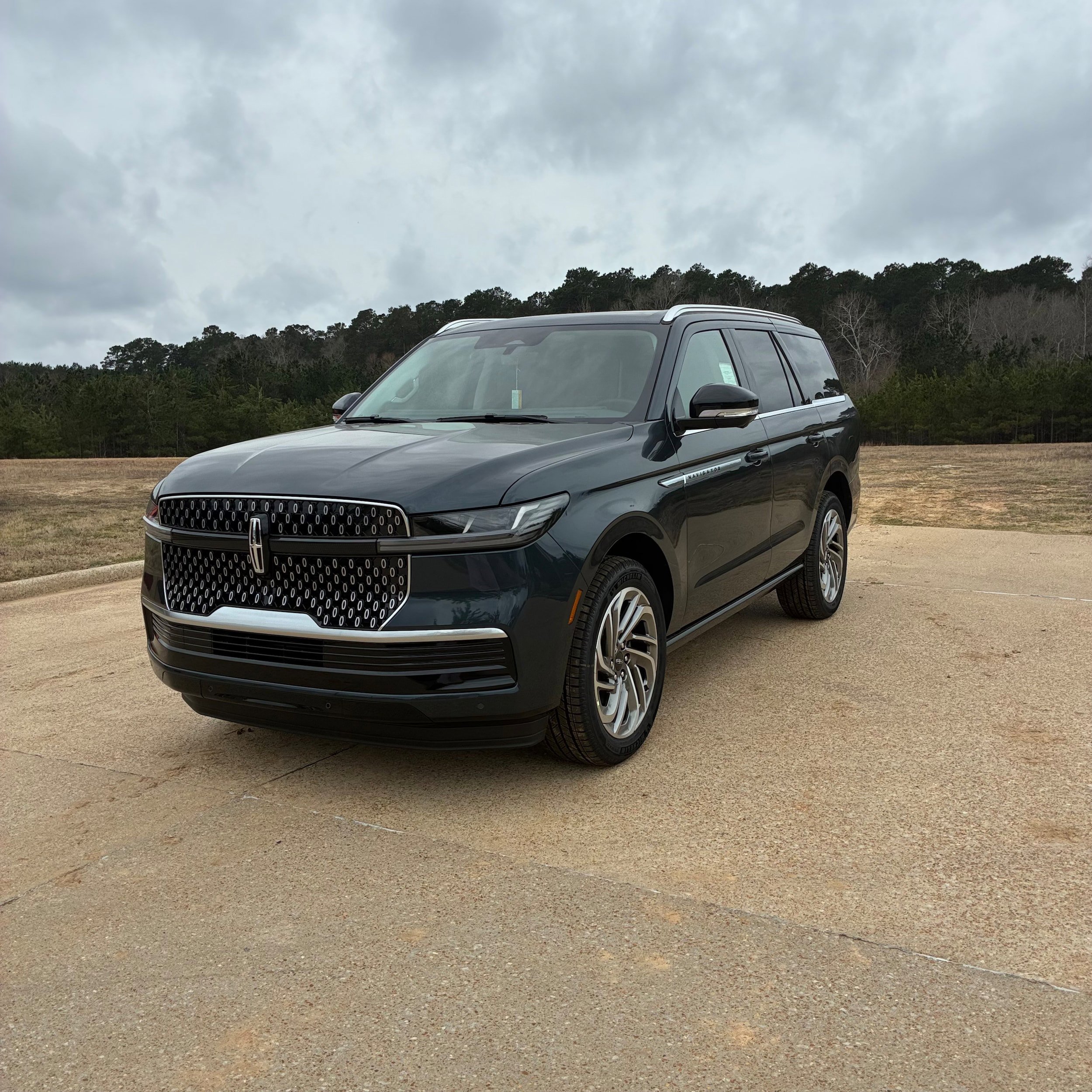 New 2025 Lincoln Navigator Reserve image 31