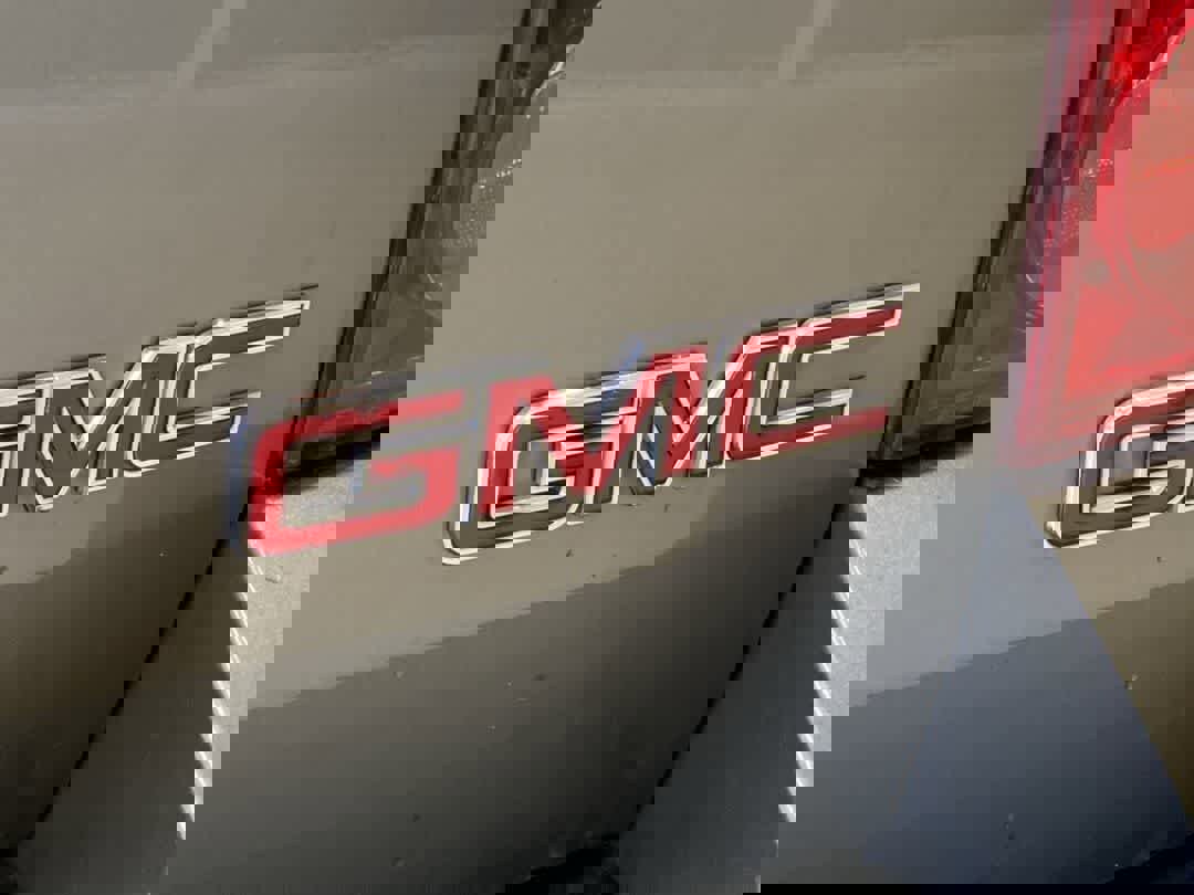 Used 2009 GMC Yukon SLT image 12