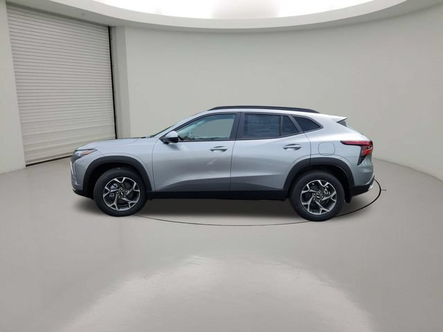 New 2026 Chevrolet Trax LT w/ Driver Confidence Package FWD image 4