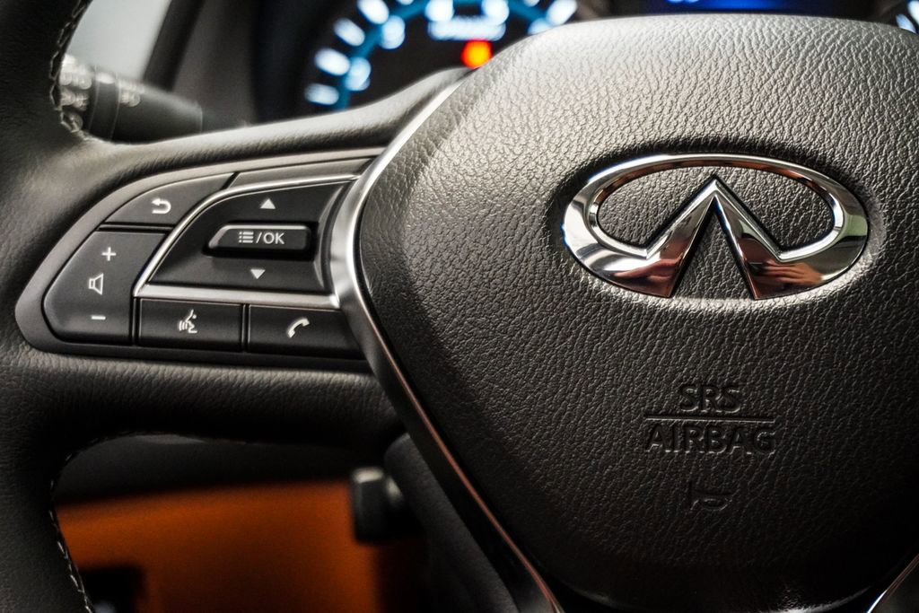 Used 2023 INFINITI Q50 Luxe w/ Cargo Package RWD image 16