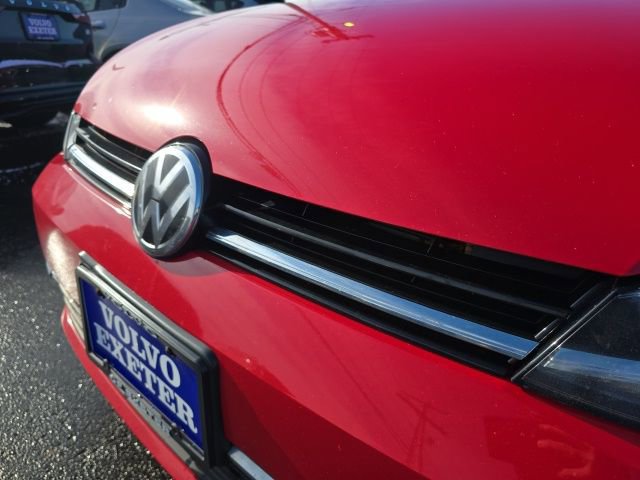 Used 2018 Volkswagen Golf SE image 13