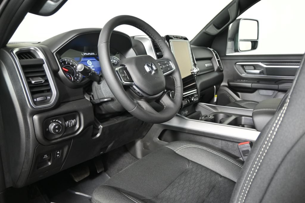 Used 2026 RAM 1500 Big Horn AWD/4WD image 22