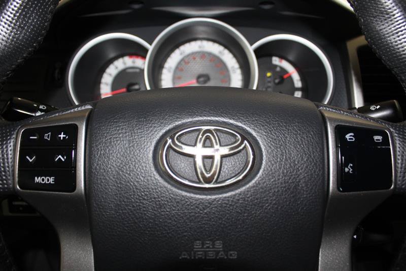 Used 2013 Toyota Tacoma 4x4 Double Cab w/ Limited Pkg image 17