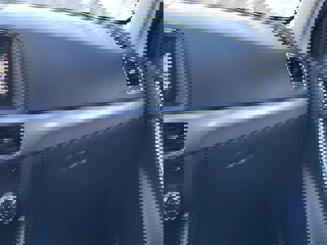 Used 2016 MAZDA CX-5 Touring image 16