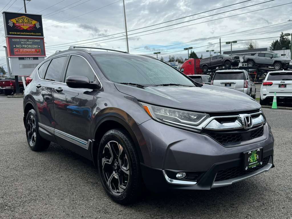 Used 2018 Honda CR-V Touring image 3