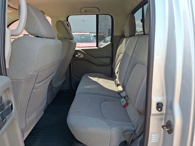 Used 2016 Nissan Frontier SV AWD/4WD image 11