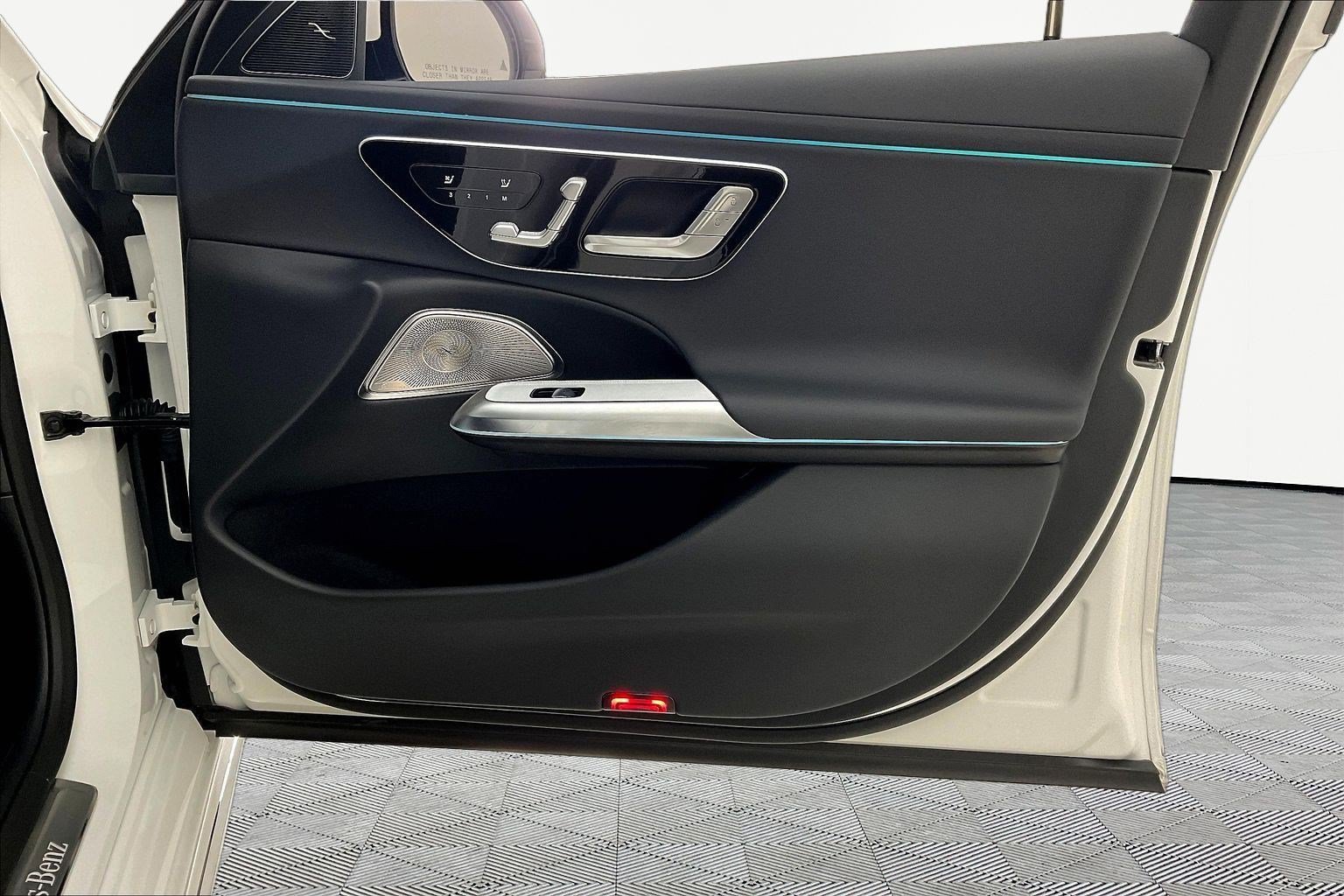 Certified 2026 Mercedes-Benz E 350 4MATIC Sedan image 28
