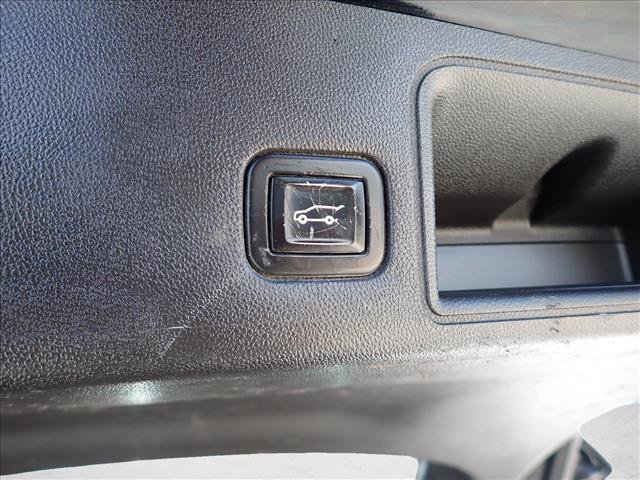 Used 2020 GMC Terrain SLT w/ Preferred Package AWD/4WD image 9