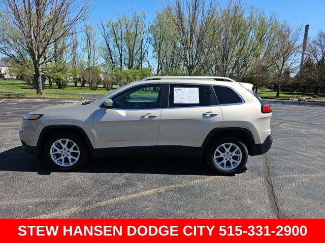 Used 2015 Jeep Cherokee Latitude w/ Cold Weather Group image 1