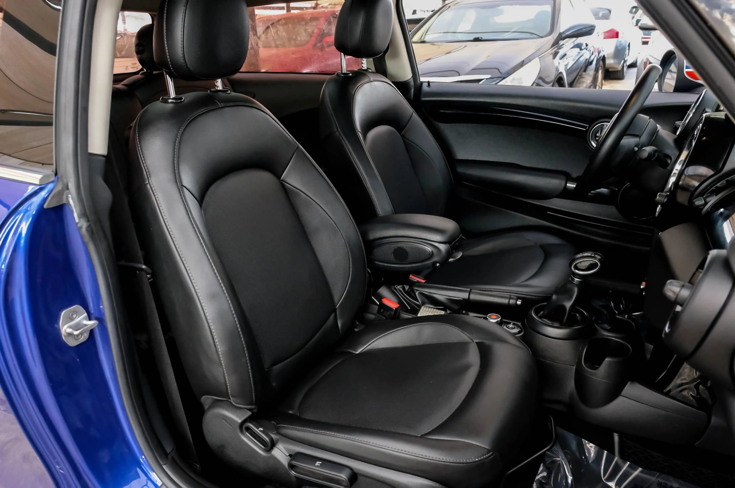 Used 2019 MINI Cooper 2-Door Hardtop FWD image 35