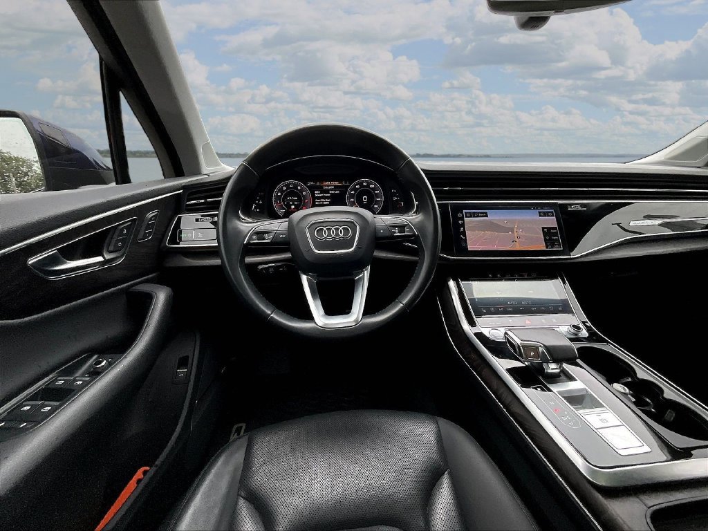 Used 2020 Audi Q7 3.0T Prestige w/ Prestige Package AWD/4WD image 8