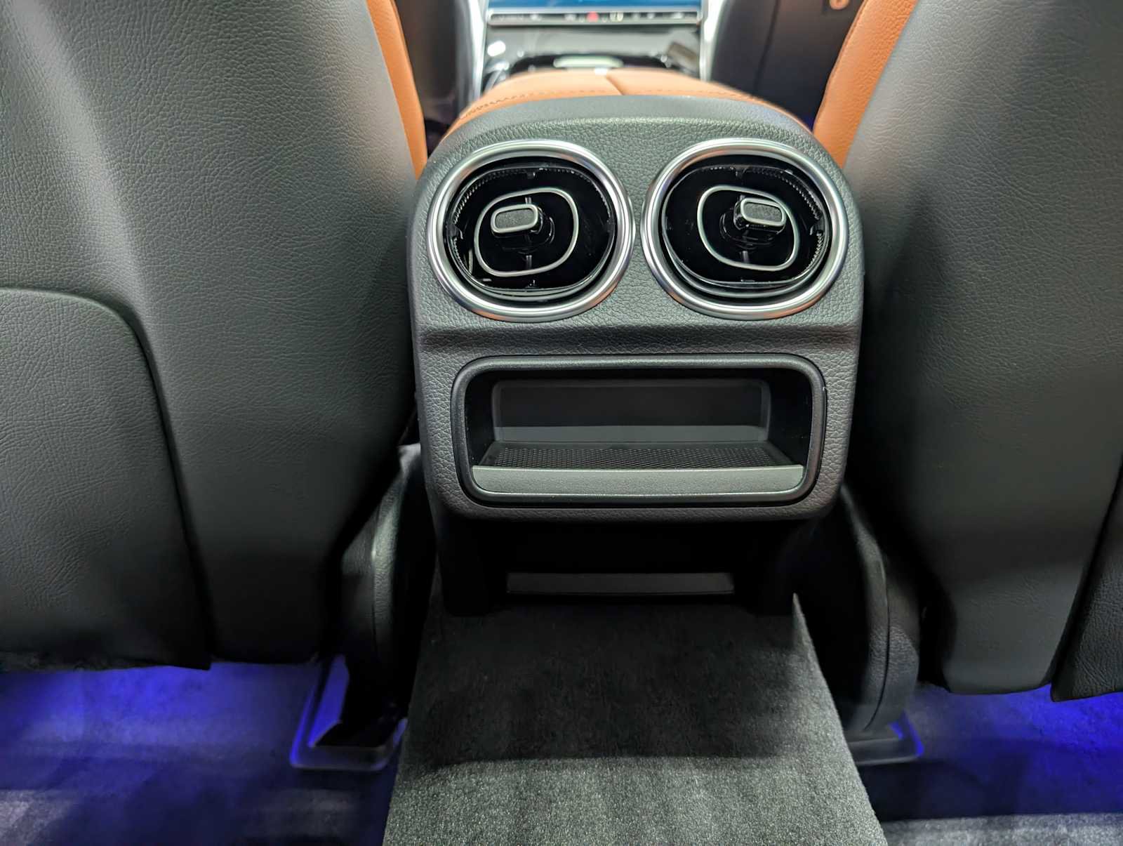 New 2026 Mercedes-Benz C 300 4MATIC Sedan image 19