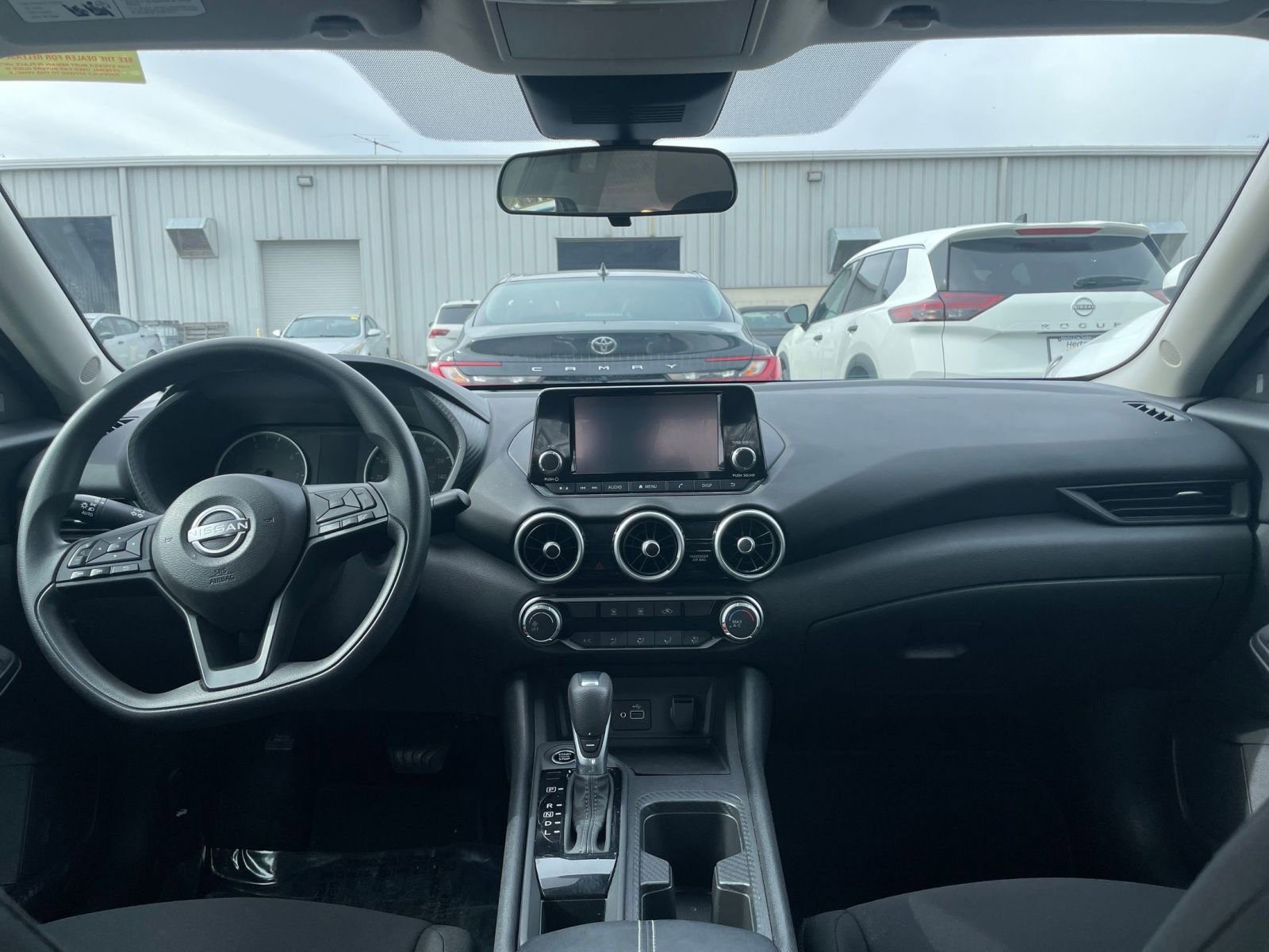 Used 2025 Nissan Sentra S image 31