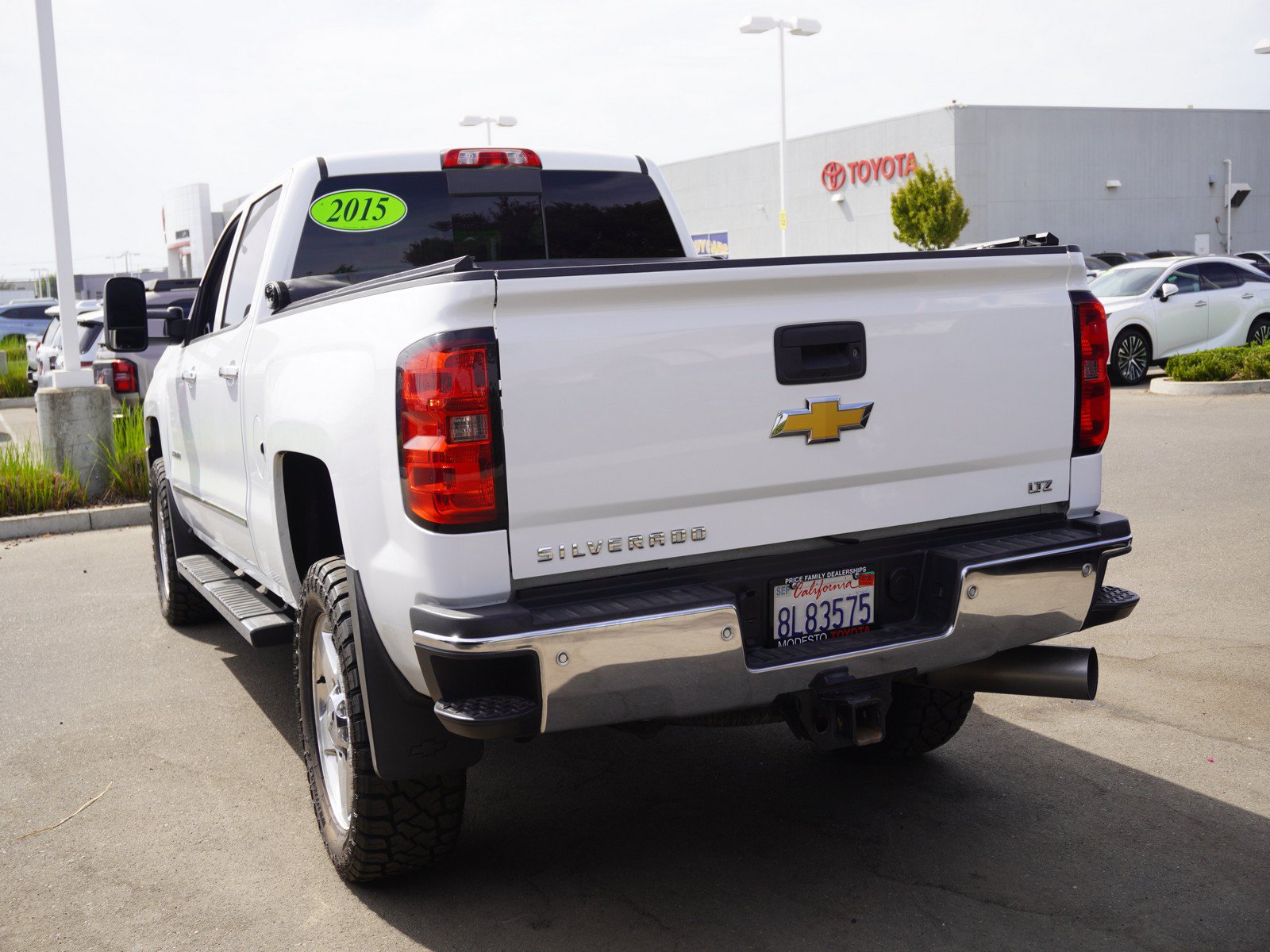 Used 2015 Chevrolet Silverado 2500 LTZ w/ Duramax Plus Package AWD/4WD image 9