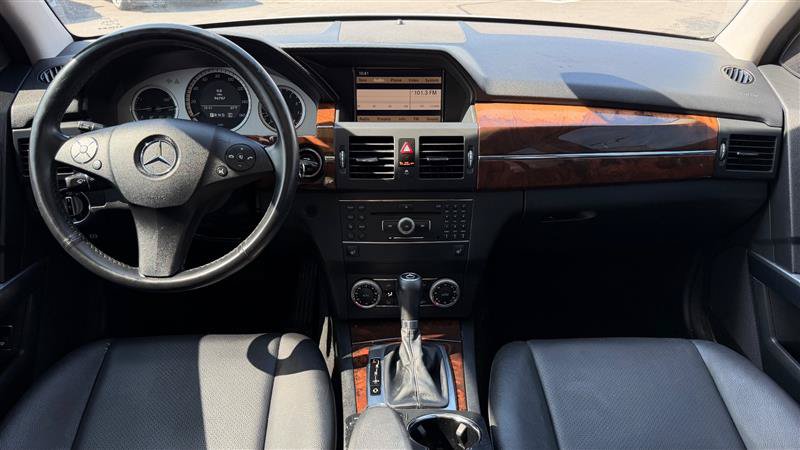 Used 2012 Mercedes-Benz GLK 350 4MATIC image 17
