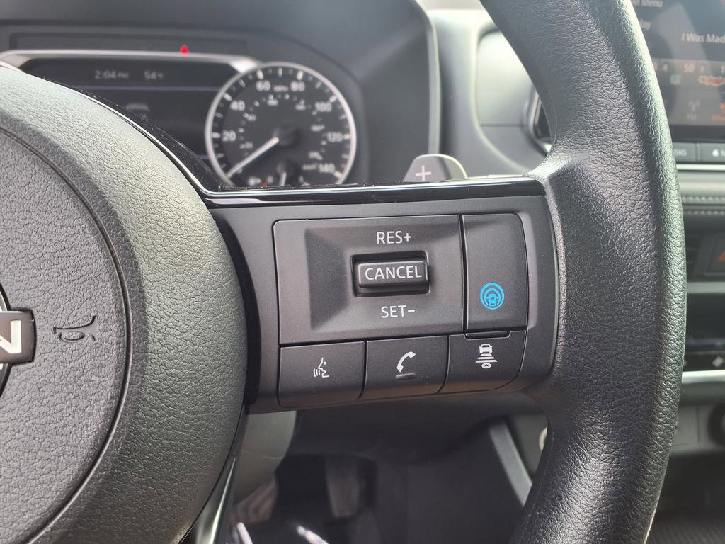 Used 2023 Nissan Rogue SV image 49