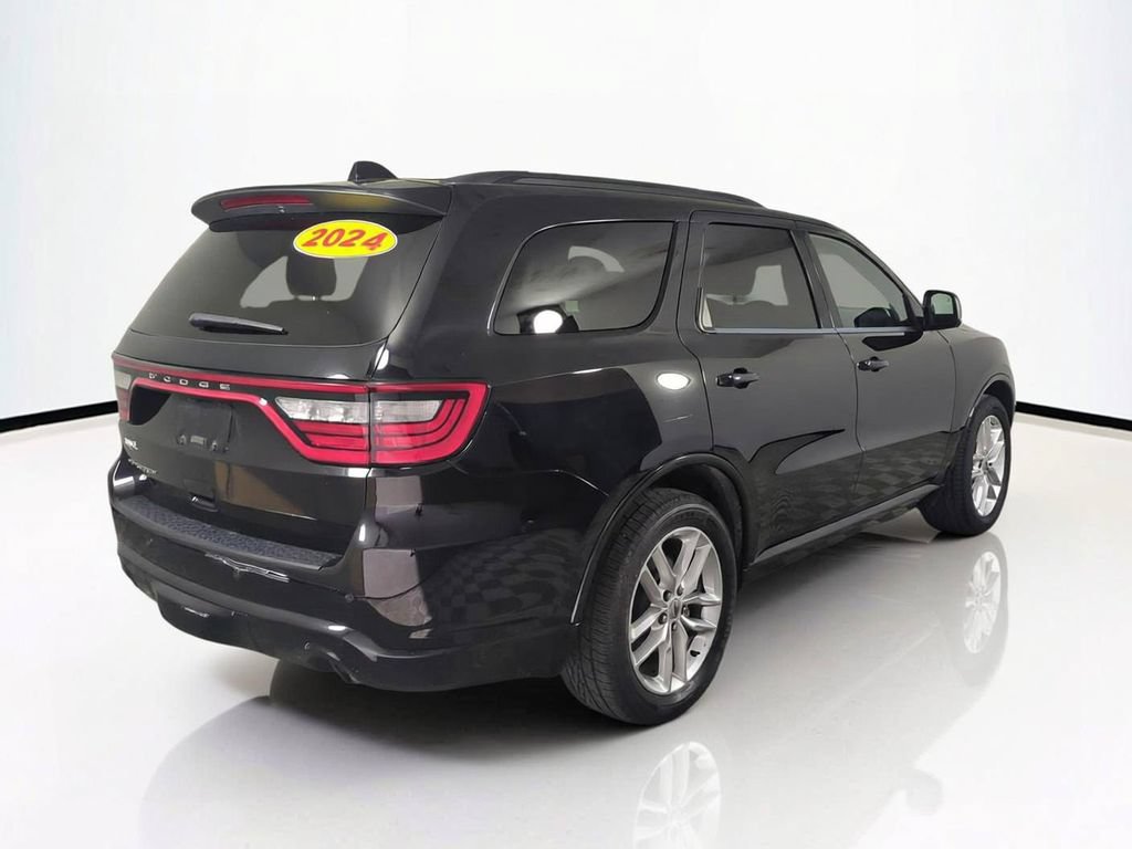 Used 2024 Dodge Durango GT RWD image 5