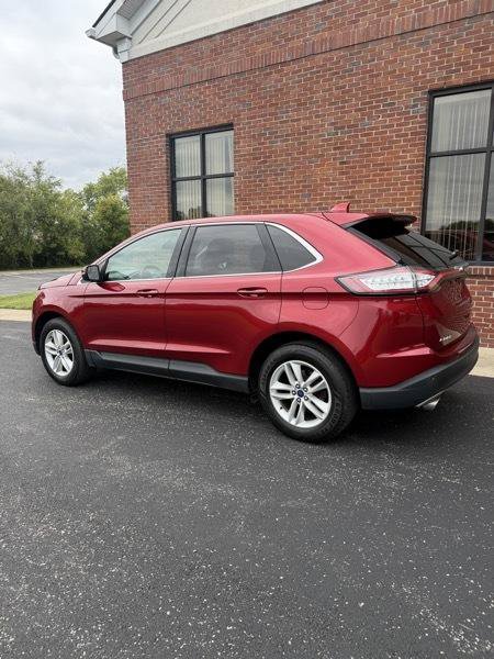 Used 2018 Ford Edge SEL w/ Equipment Group 201A AWD/4WD image 2
