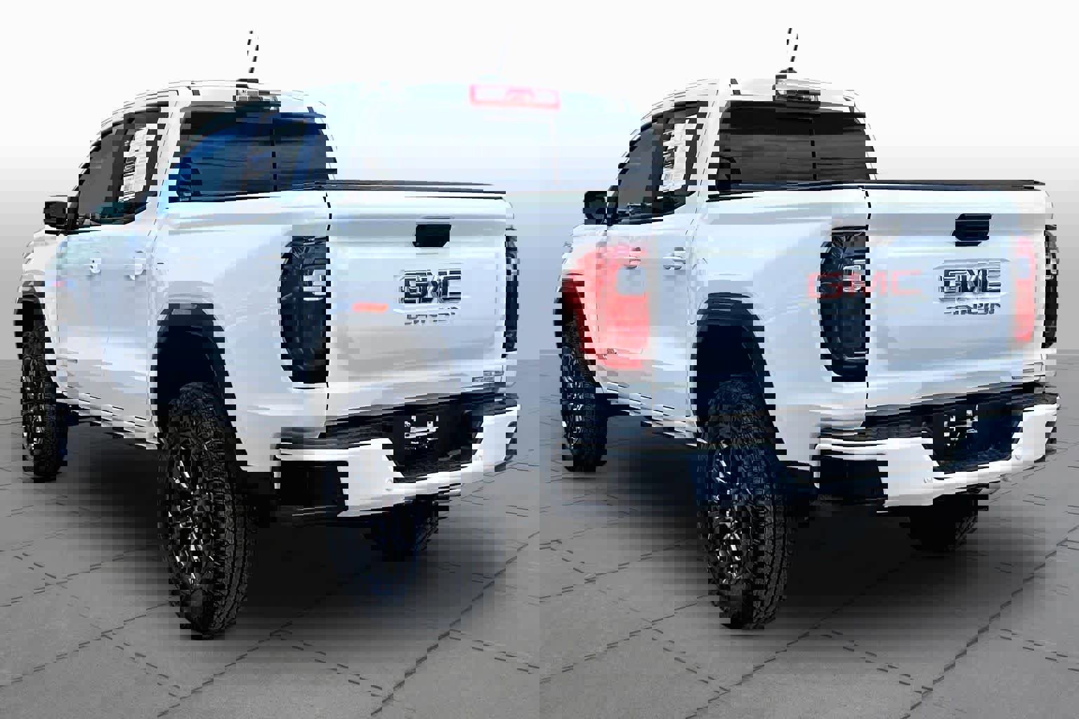 Used 2025 GMC Canyon Elevation RWD image 12