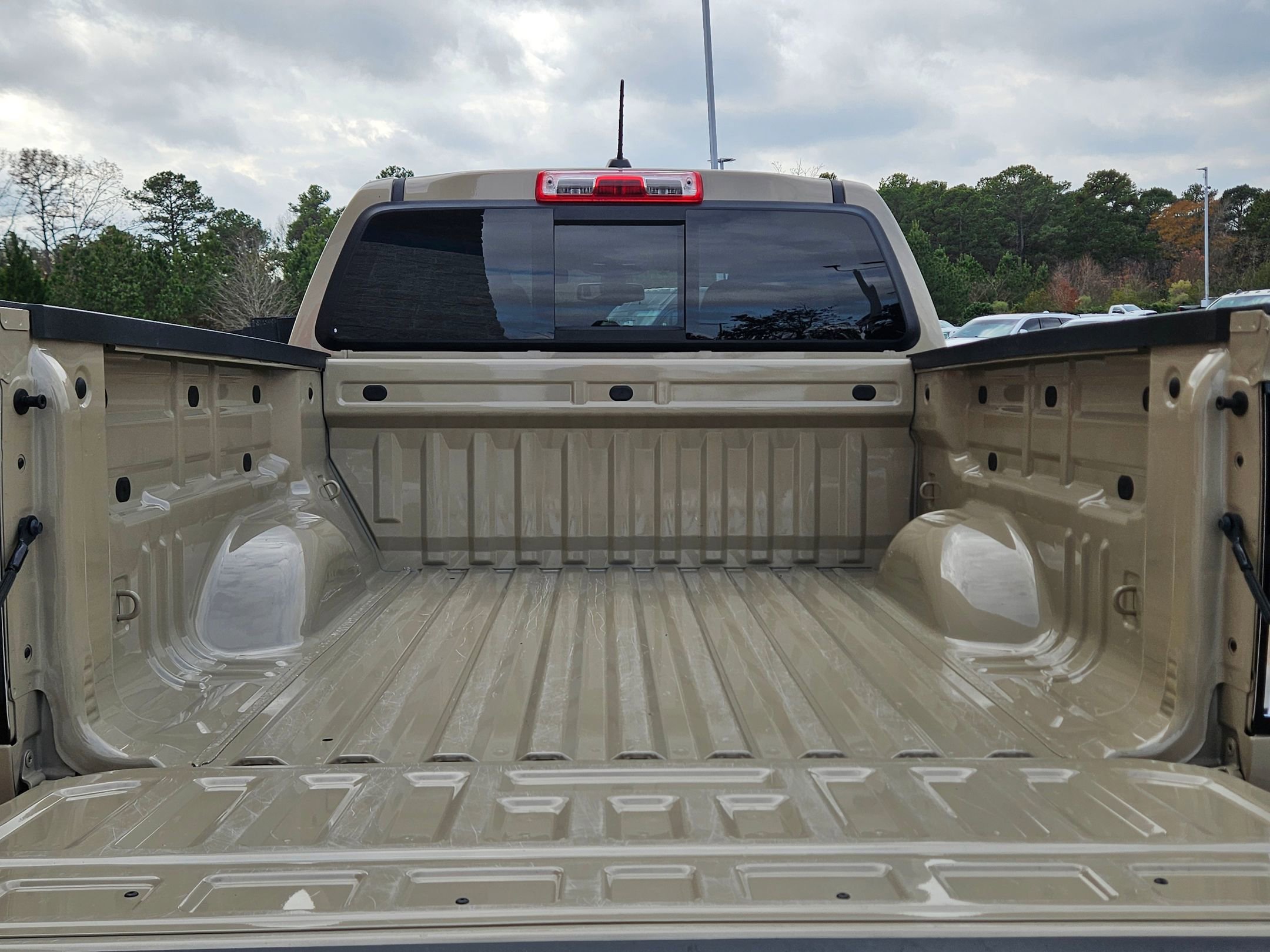 Used 2022 GMC Canyon Elevation w/ Elevation Premium Package image 28