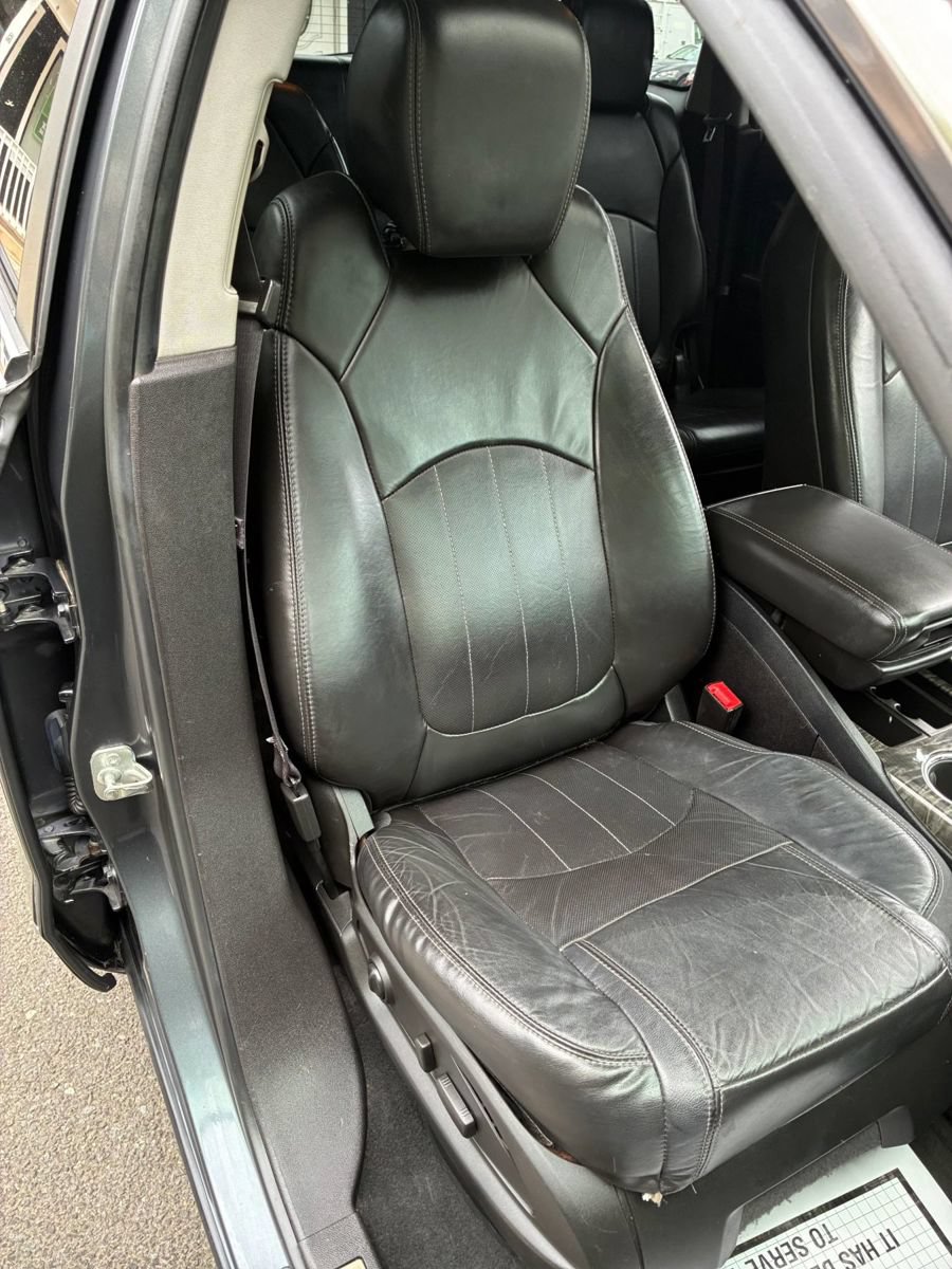 Used 2014 Buick Enclave Leather w/ Trailering Provision Package AWD/4WD image 19