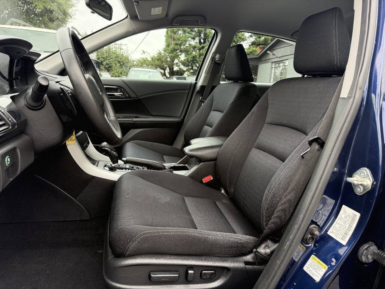 Used 2015 Honda Accord Sport image 9