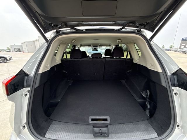 Used 2024 Nissan Rogue SV AWD/4WD image 22