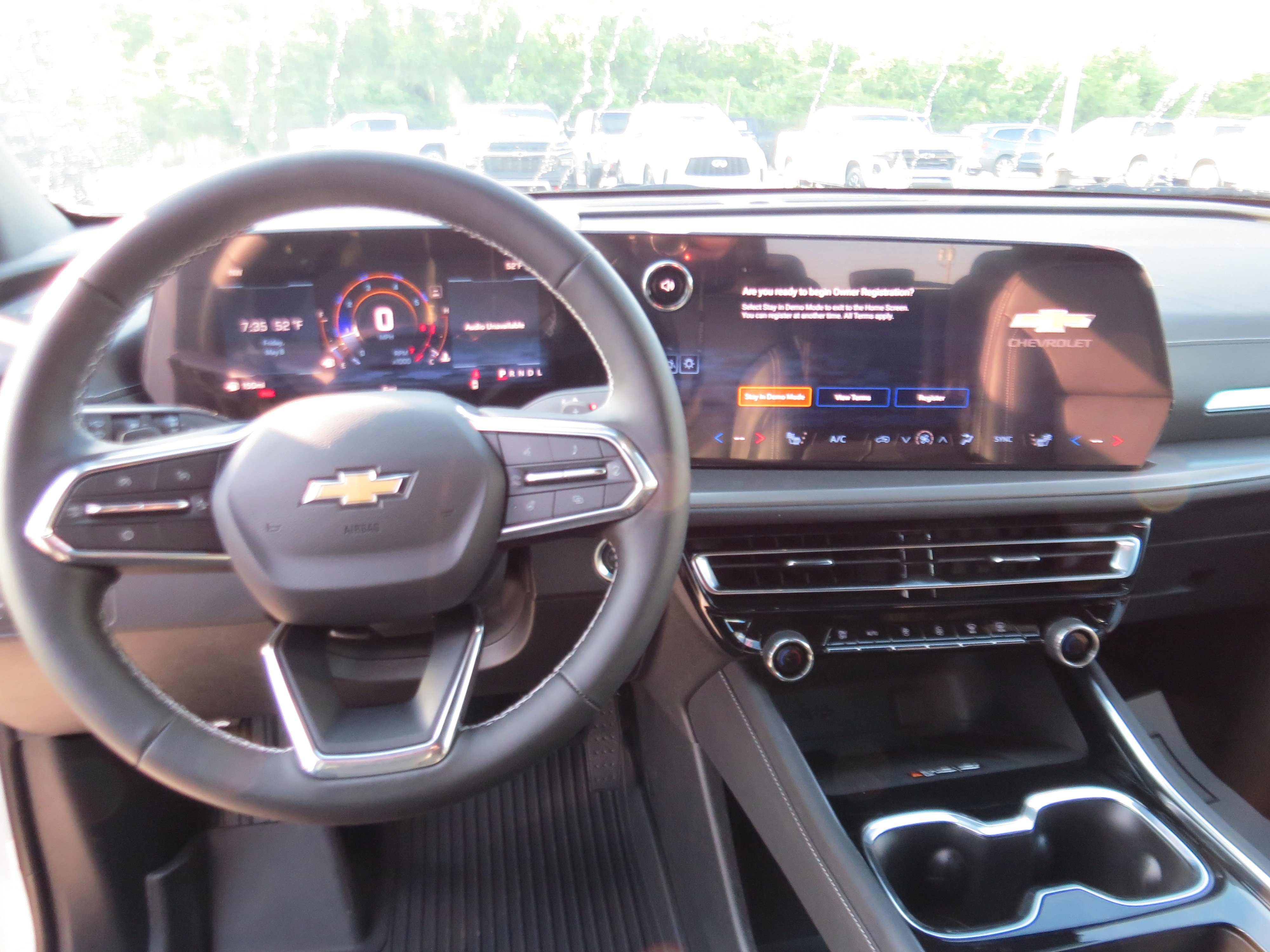 New 2026 Chevrolet Traverse LT w/ Driver Confidence Package FWD image 17