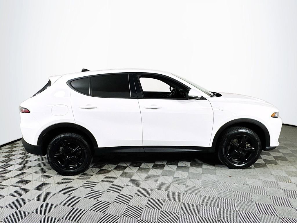Used 2024 Dodge Hornet GT w/ Cold Weather Group AWD/4WD image 8