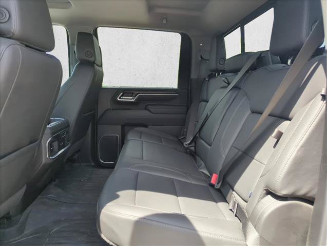Used 2025 GMC Sierra 2500 SLT w/ SLT Premium Package AWD/4WD image 17
