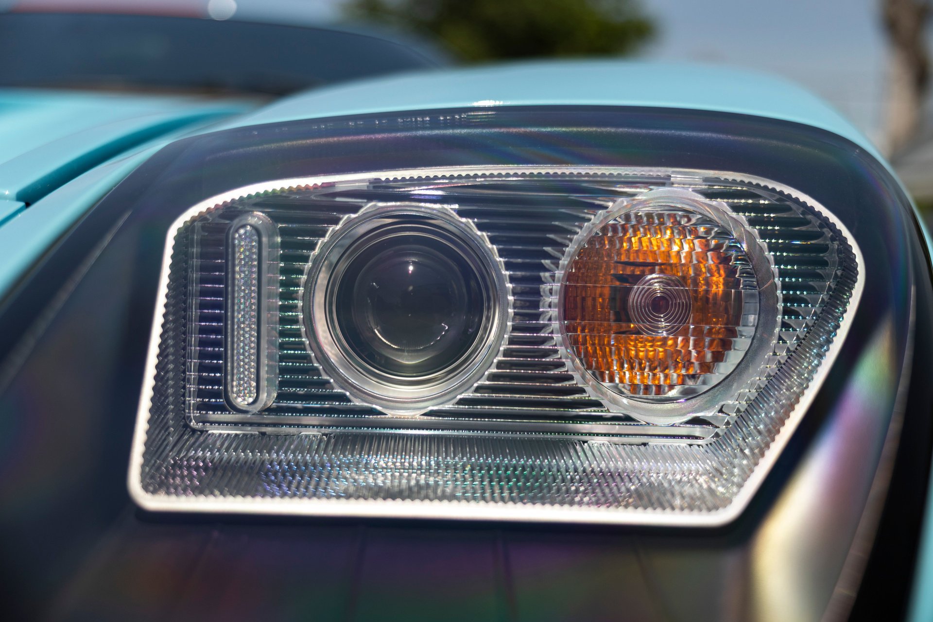 Used 2006 Ford GT RWD image 25