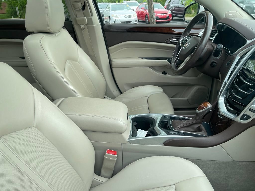 Used 2015 Cadillac SRX Luxury w/ Driver Awareness Package AWD/4WD image 7