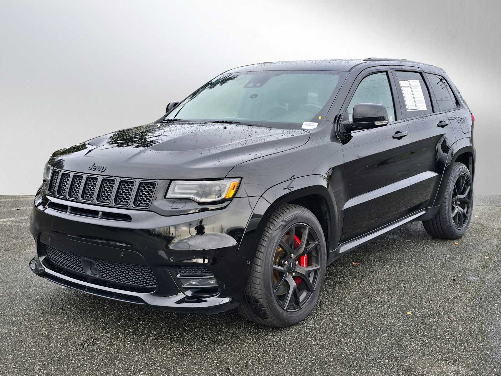 Used 2019 Jeep Grand Cherokee SRT image 7